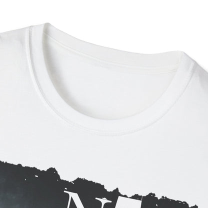 NEK - Laura No Esta - Men's Softstyle T-Shirt (Unisex)